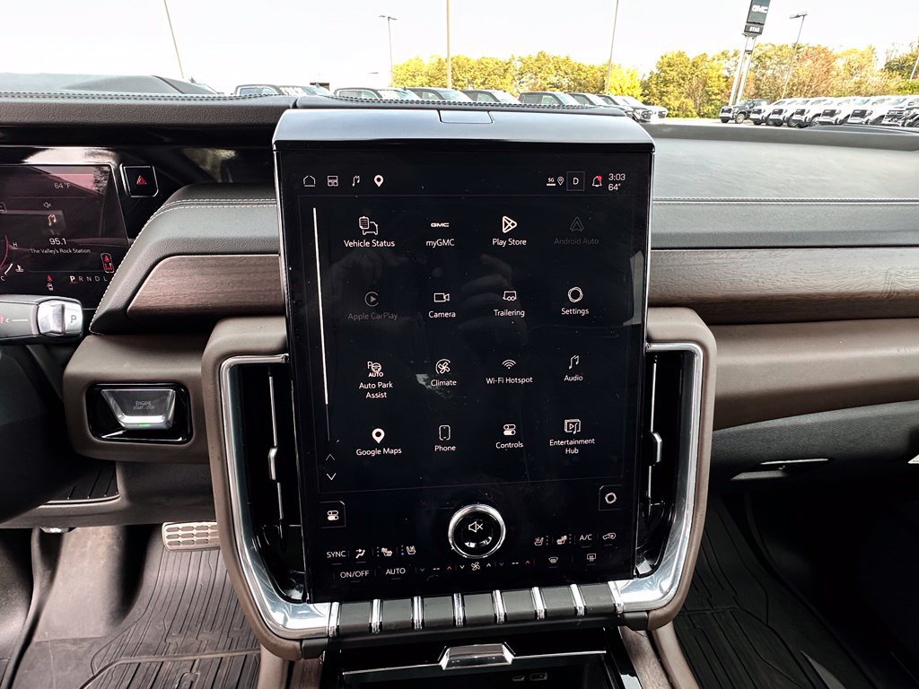 Certified 2025 GMC Yukon Denali Ultimate AWD/4WD image 33