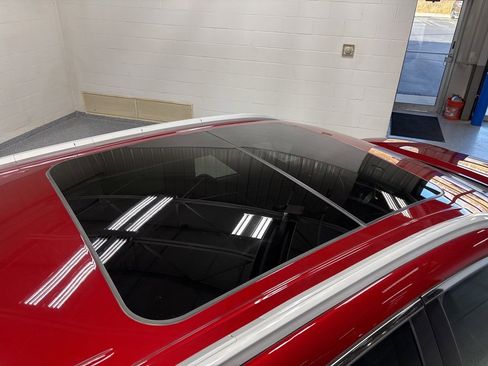 Used 2024 Nissan Murano Platinum w/ Cargo Package image 9