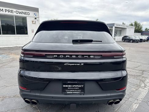 Used 2025 Porsche Cayenne S AWD/4WD image 6