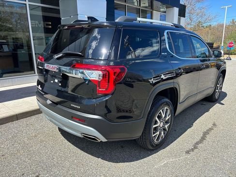 Used 2023 GMC Acadia SLE w/ Driver Convenience Package AWD/4WD image 3