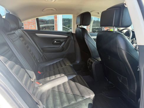 Used 2013 Volkswagen CC Sport FWD image 12
