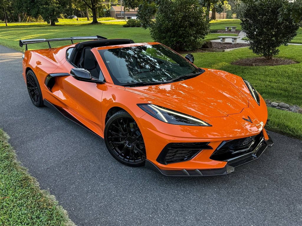 Used 2023 Chevrolet Corvette Stingray Coupe w/ 1LT RWD image 31