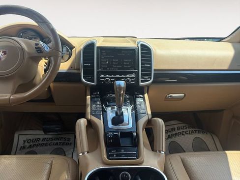 Used 2011 Porsche Cayenne AWD/4WD image 11