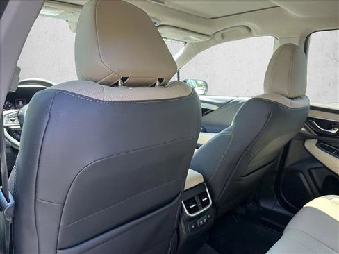 Used 2022 Subaru Outback Limited AWD/4WD image 22