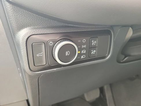 Used 2026 Ford Explorer Active w/ Active Comfort Package AWD/4WD image 17