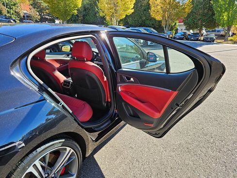 Certified 2025 Genesis G70 3.3T Advanced image 26