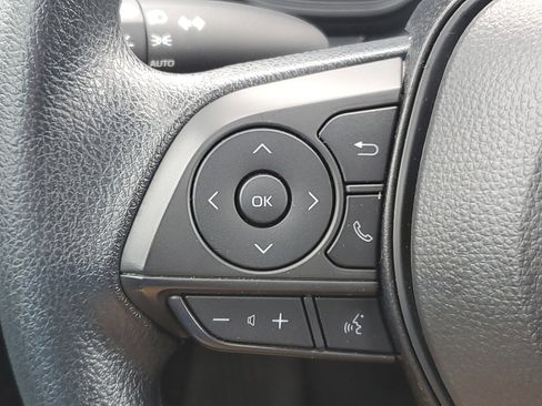 Used 2025 Toyota Corolla LE image 25