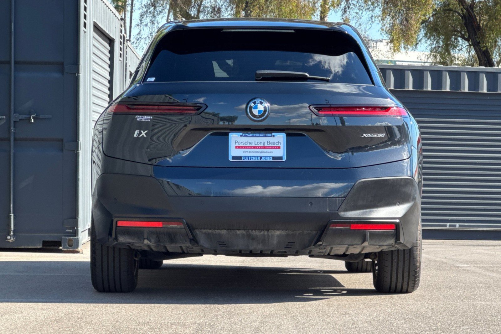 Used 2025 BMW iX xDrive50 AWD/4WD image 7