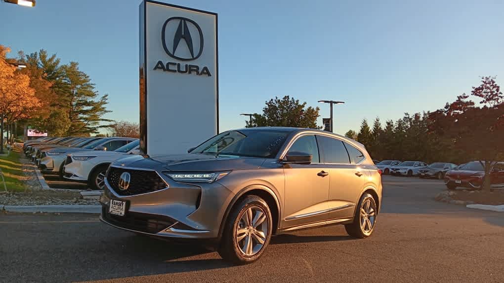 Used 2024 Acura MDX SH-AWD image 1