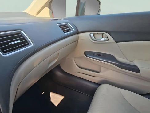 Used 2014 Honda Civic LX image 21