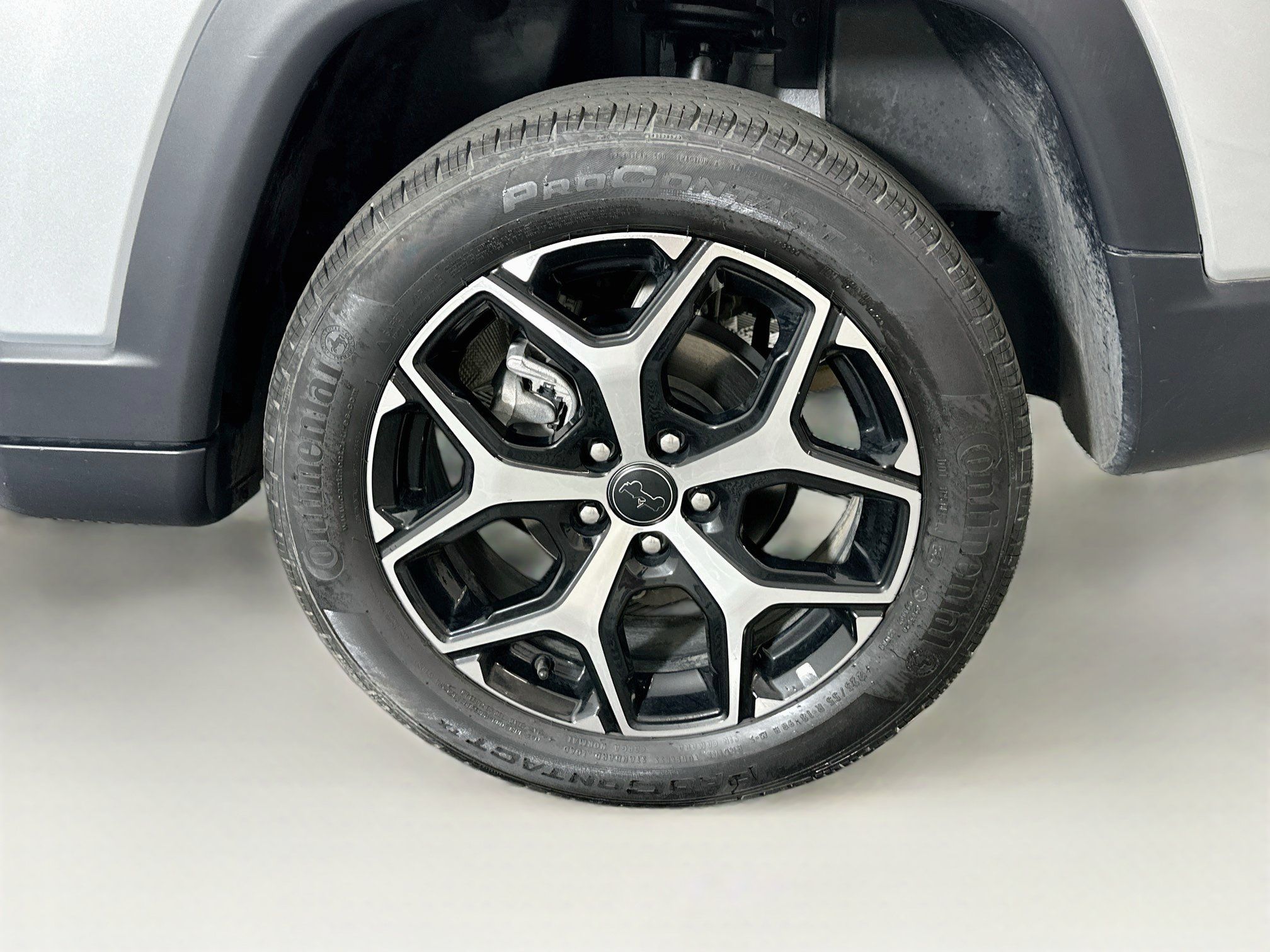 Used 2025 Jeep Compass Limited AWD/4WD image 11