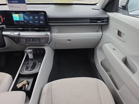 Used 2024 Hyundai Kona SEL FWD image 16