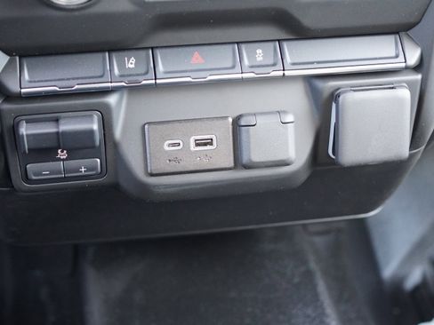 New 2025 GMC Sierra 3500 Pro w/ Convenience Package image 25