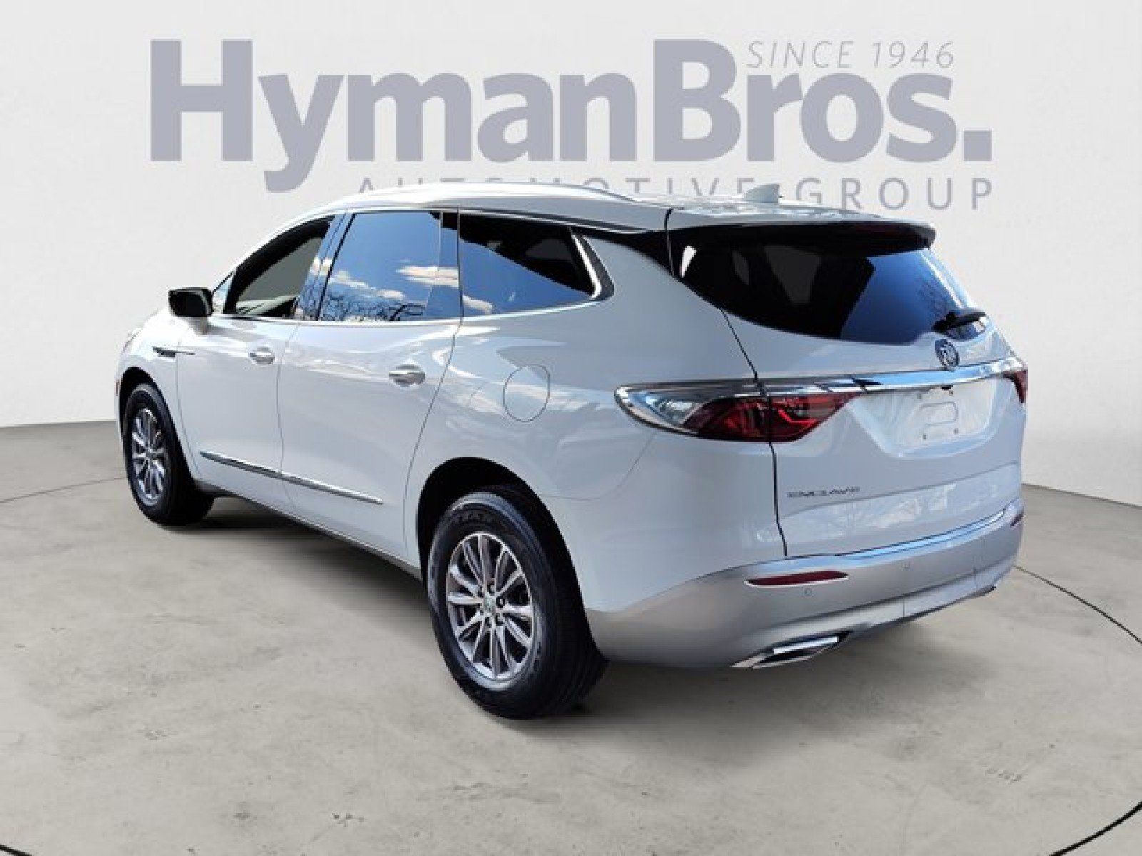 Used 2023 Buick Enclave Essence FWD image 5