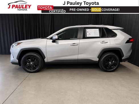 Certified 2025 Toyota RAV4 XLE AWD/4WD image 2