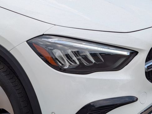Used 2025 Mercedes-Benz GLA 250 4MATIC image 8