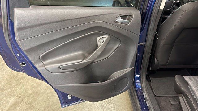 Used 2017 Ford C-MAX SE FWD image 15