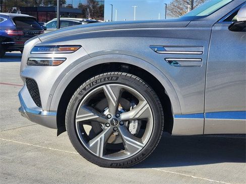 Used 2025 Genesis GV80 2.5T Prestige image 6