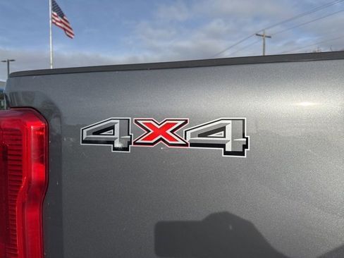 Used 2024 Ford F250 XLT image 13