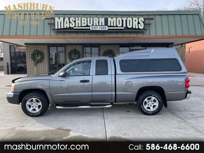 Used 2005 Dodge Dakota SLT