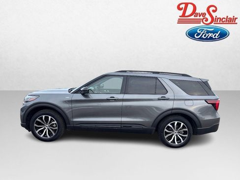 Used 2025 Ford Explorer ST-Line image 10