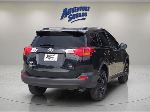 Used 2013 Toyota RAV4 LE image 6