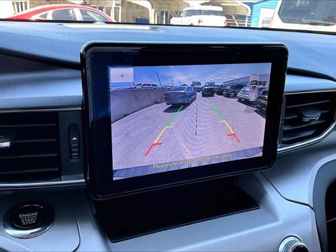 Used 2023 Ford Explorer XLT w/ Equipment Group 202A image 29