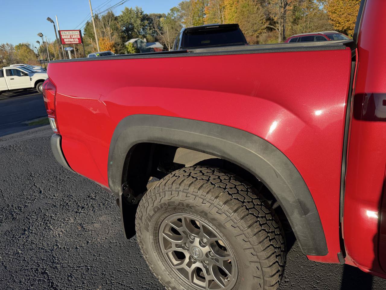 Used 2017 Toyota Tacoma SR5 w/ Tow Package AWD/4WD image 20
