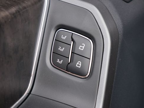 New 2025 Ford F350 Lariat w/ Lariat Ultimate Package image 42