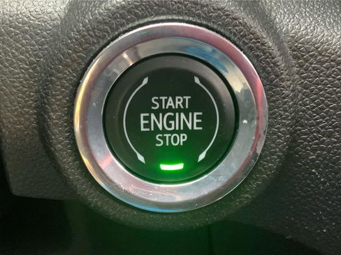 Used 2023 Chevrolet TrailBlazer RS image 35