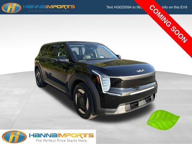 Used 2024 Kia EV9 Light RWD image 1