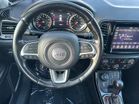 Used 2021 Jeep Compass Limited image 15