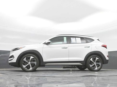 Used 2018 Hyundai Tucson Limited w/ Ultimate Package 02 FWD image 31