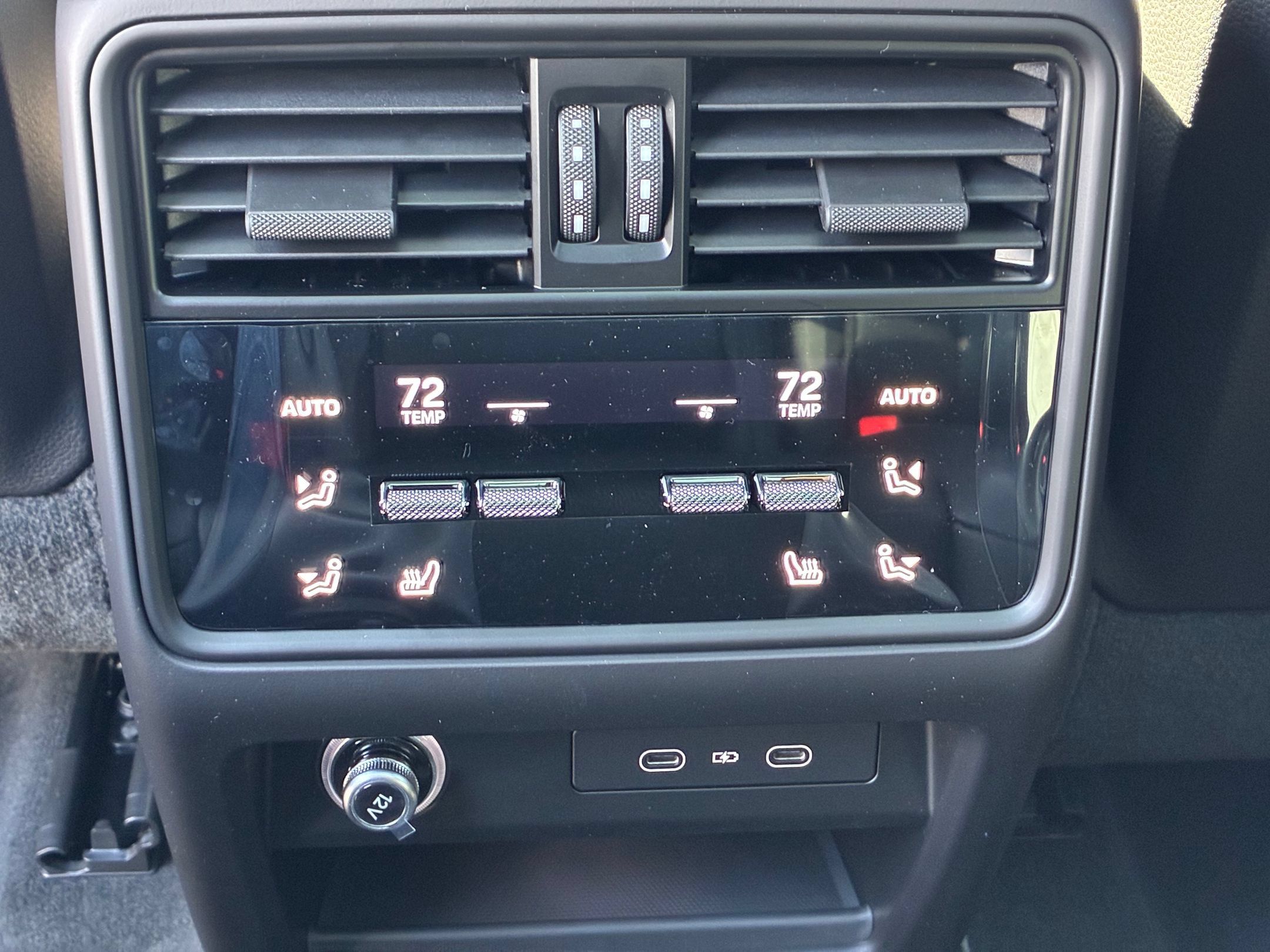 Certified 2026 Porsche Cayenne AWD/4WD image 25