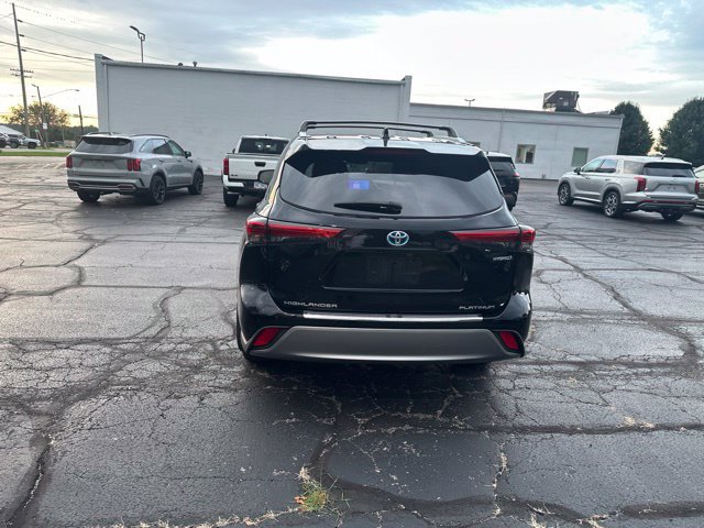 Used 2023 Toyota Highlander Platinum AWD/4WD image 6