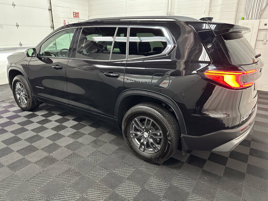 Used 2025 GMC Acadia Elevation AWD/4WD image 6