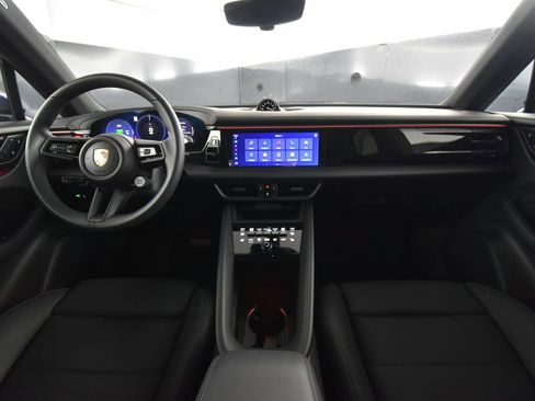 Certified 2024 Porsche Macan 4 Electric AWD/4WD image 17
