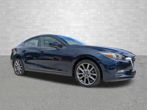 Used 2018 MAZDA MAZDA3 Touring FWD image 1