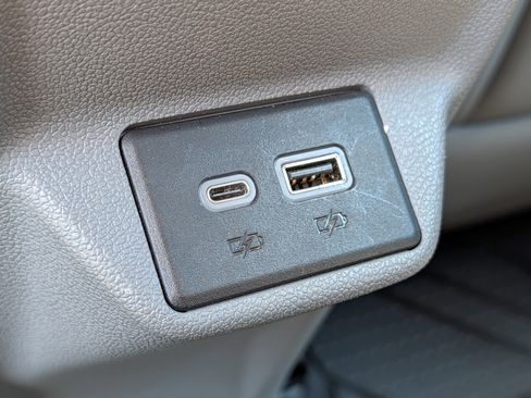 Certified 2023 Chevrolet Bolt EUV Premier w/ Sun & Sound Package FWD image 13
