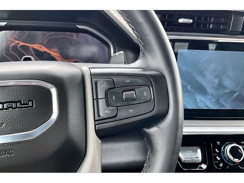 Used 2023 GMC Sierra 1500 Denali w/ Technology Package AWD/4WD image 13