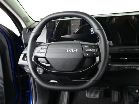 New 2025 Kia K4 EX FWD image 30