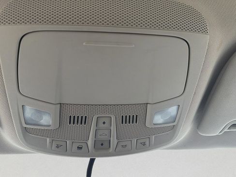 Used 2016 Ford Fusion Titanium image 21