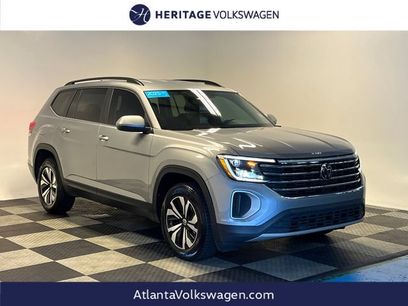 Certified 2025 Volkswagen Atlas SE