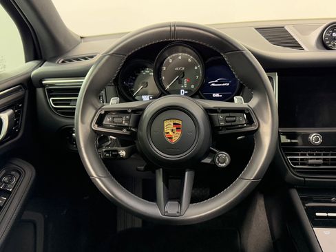 Used 2025 Porsche Macan GTS image 21