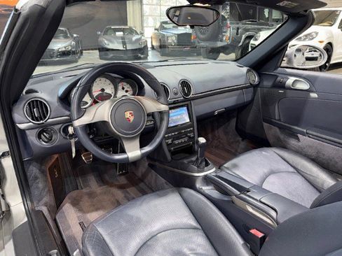 Used 2010 Porsche Boxster S image 9