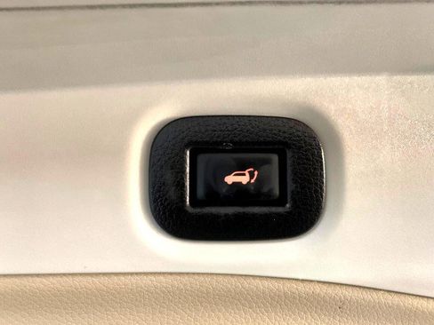 Used 2015 Nissan Rogue SL image 62