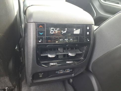 Certified 2021 Jeep Grand Cherokee L Limited image 17