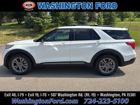 Certified 2024 Ford Explorer XLT w/ Equipment Group 202A AWD/4WD image 1