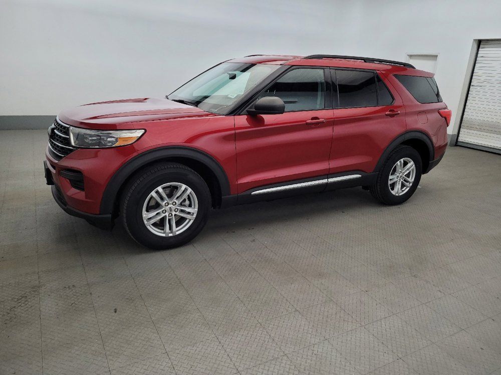 Used 2021 Ford Explorer XLT AWD/4WD image 2