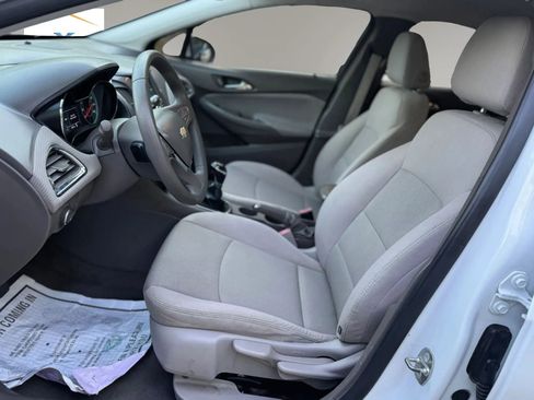 Used 2016 Chevrolet Cruze LT w/ RS Package FWD image 12